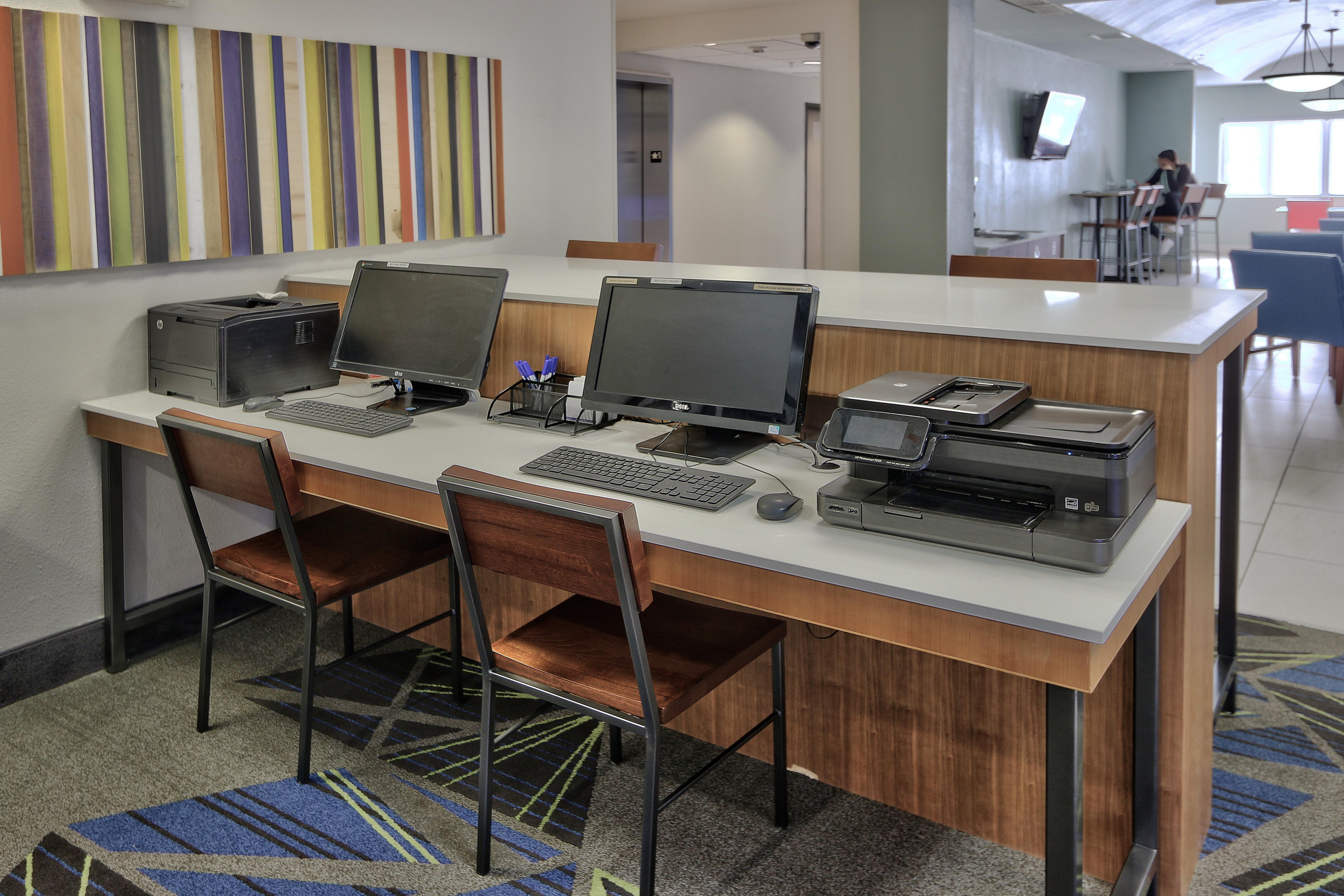 Holiday Inn Express & Suites Portales By Ihg Zewnętrze zdjęcie