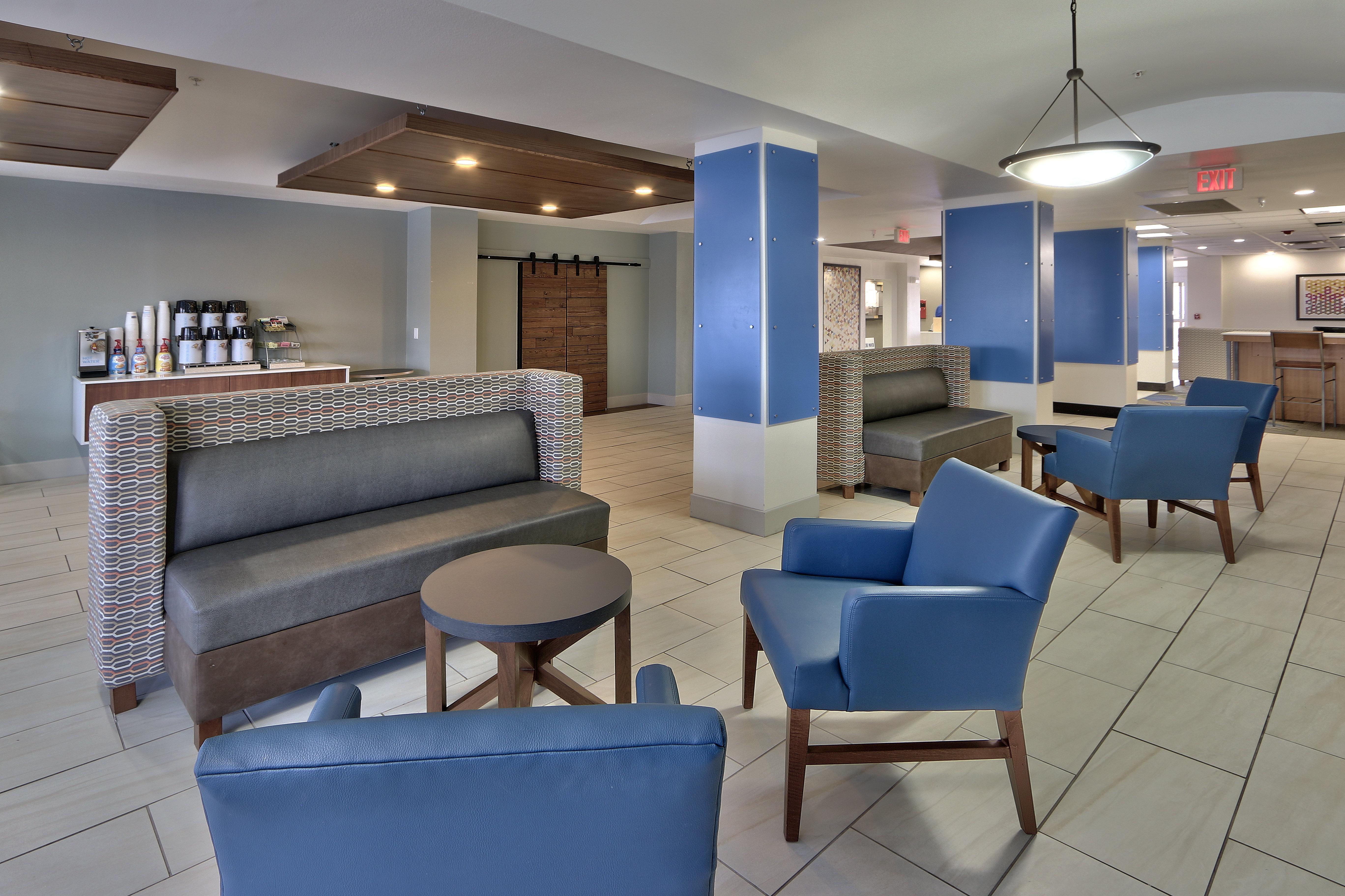 Holiday Inn Express & Suites Portales By Ihg Zewnętrze zdjęcie
