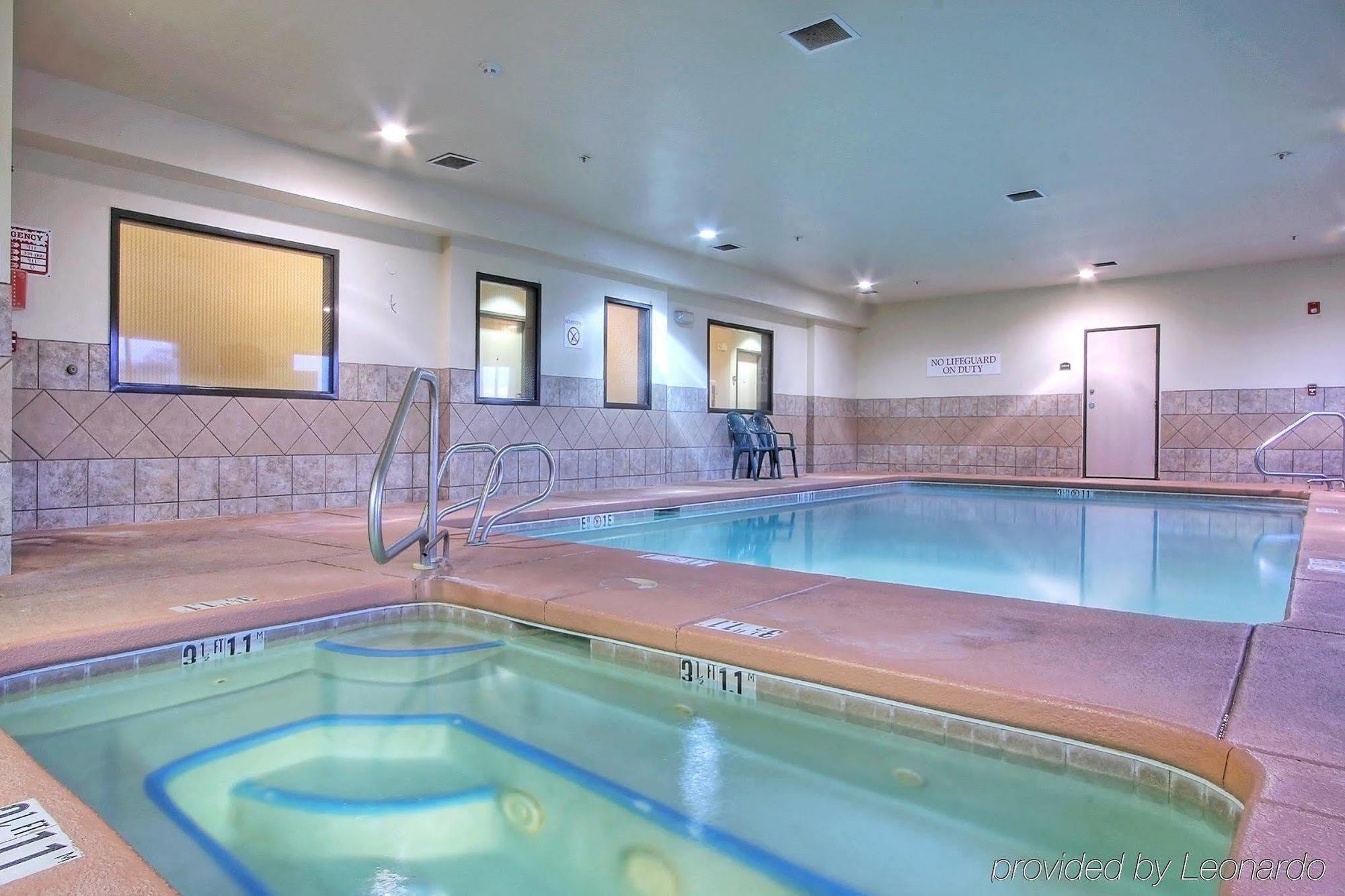 Holiday Inn Express & Suites Portales By Ihg Zewnętrze zdjęcie